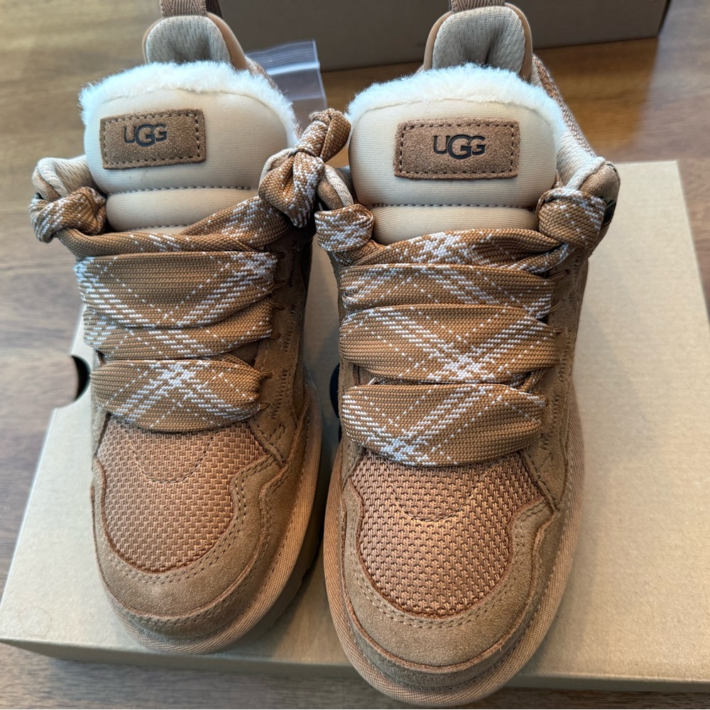 UGG chestnut Lowmel with Plaid Laces- women’s 8